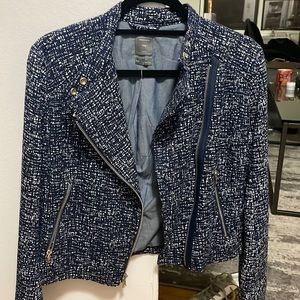 Gap blue/white blazer/jacket. Size xs, fits like a S. Excellent condition